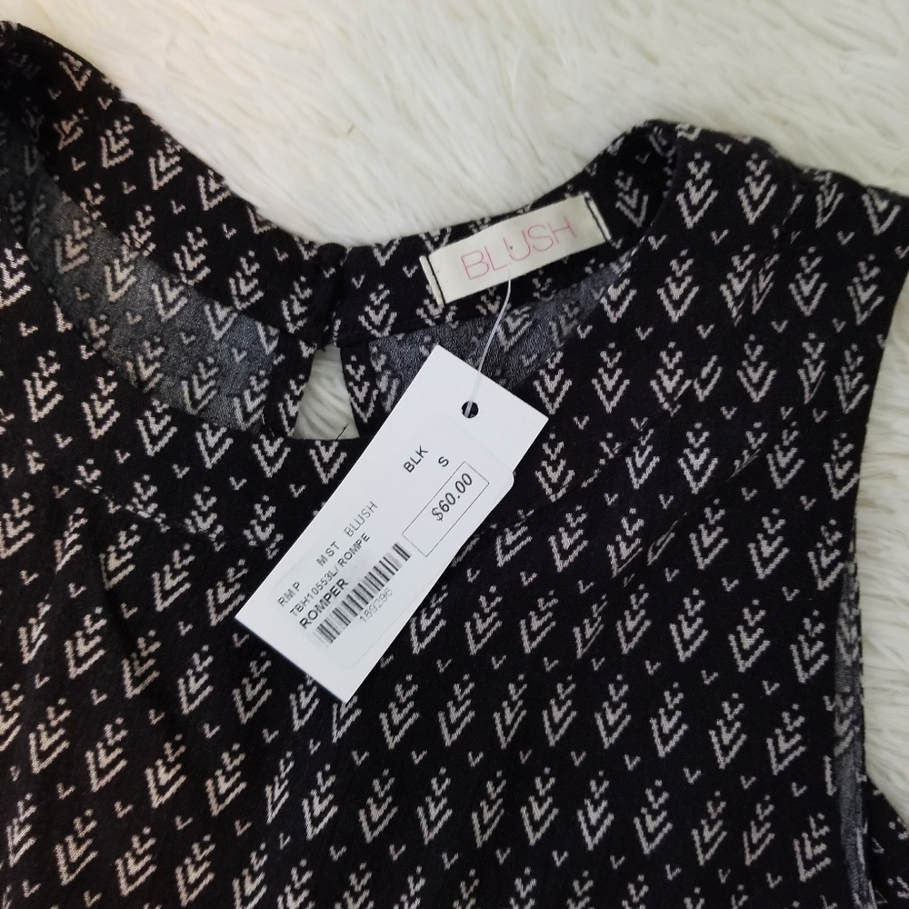 $5 sale! NWT Black Boutique Romper - Picture 4 of 6